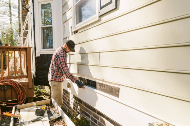 Trusted Emergency Siding Repair service in Chesterfield, IN - Creative Siding